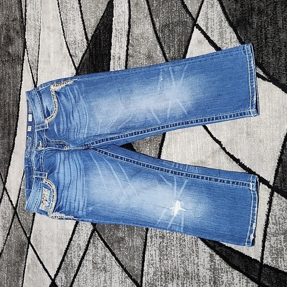 MISS ME EMBROIDERED GOLD SEQUINS FAUX-FLAP POCKETS RHINESTONES CUFFED CAPRI JEAN - Picture 6 of 16